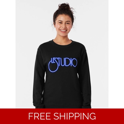 Le Studio Pullover Sweatshirt A White & Blue Logo